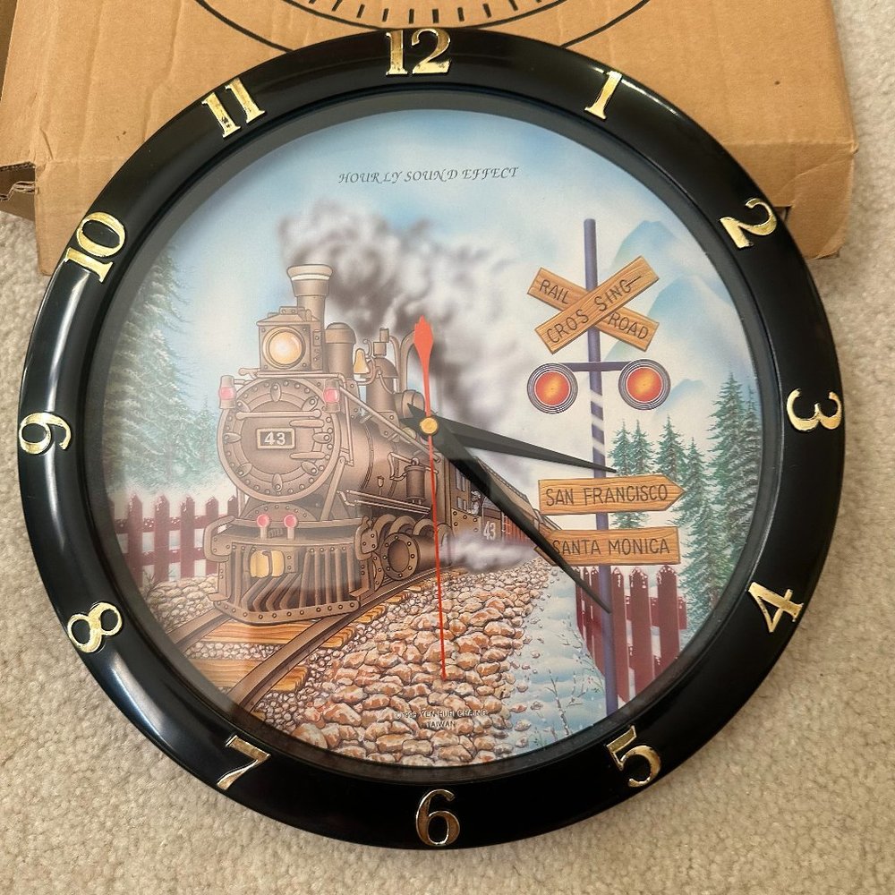 Locomotive Railroad Crossing Wall Clock Hourly Train Whistles Sound Effect 1996